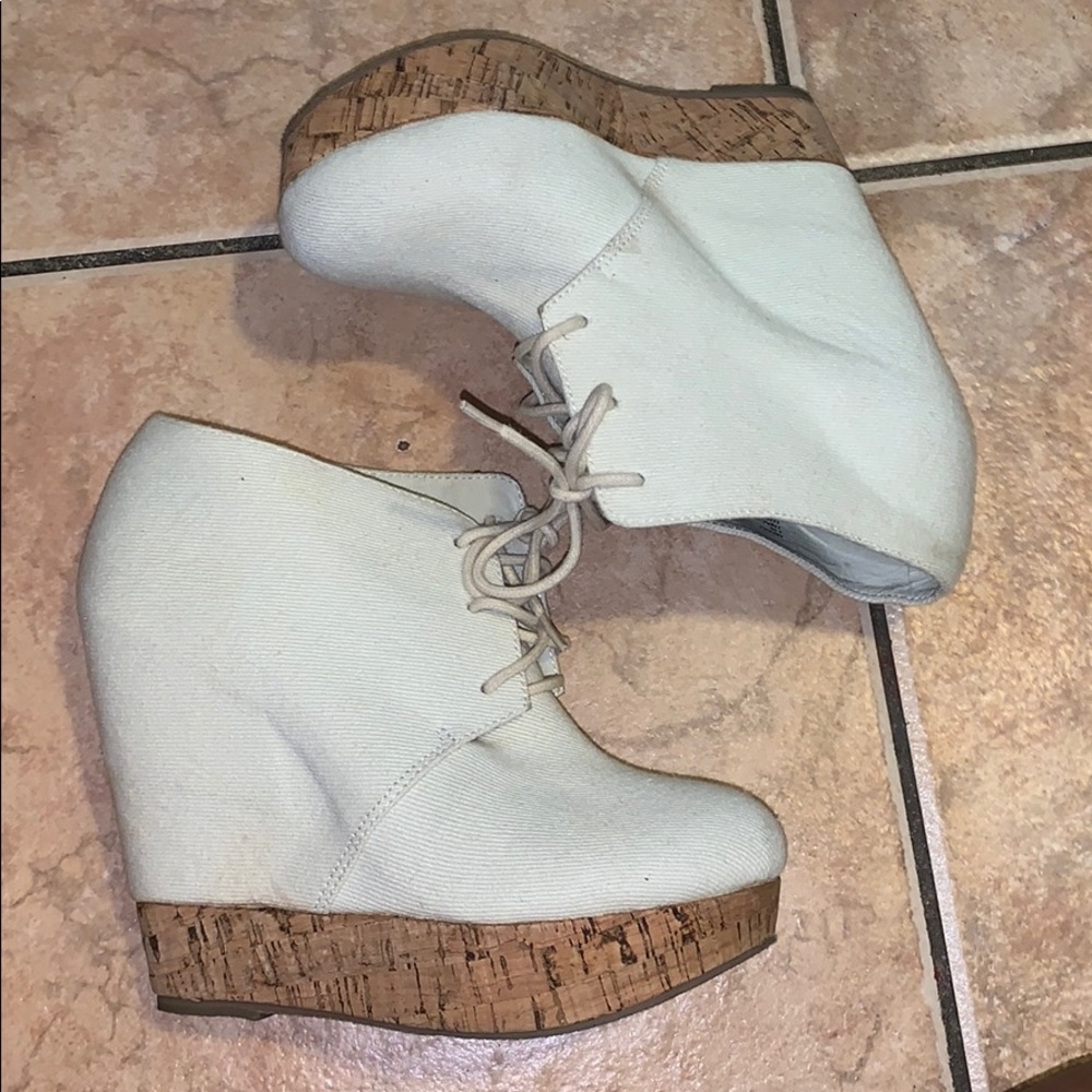 Steve Madden wedges